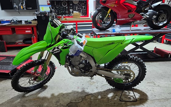 Gebrauchtmotorrad Kawasaki KX 450 - Bild 2