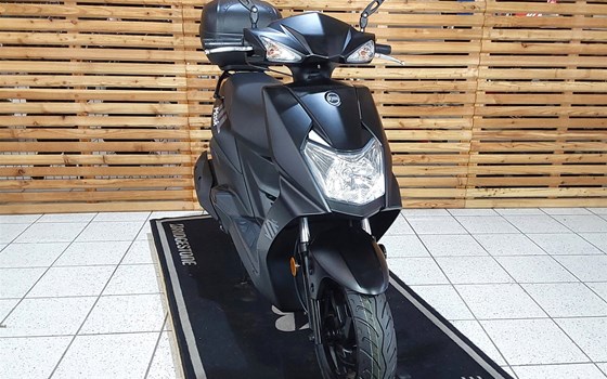 Gebrauchtmotorrad Sym Mask 50 - Bild 4