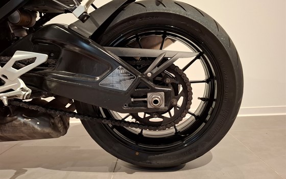 Gebrauchtmotorrad BMW S 1000 R - Bild 5