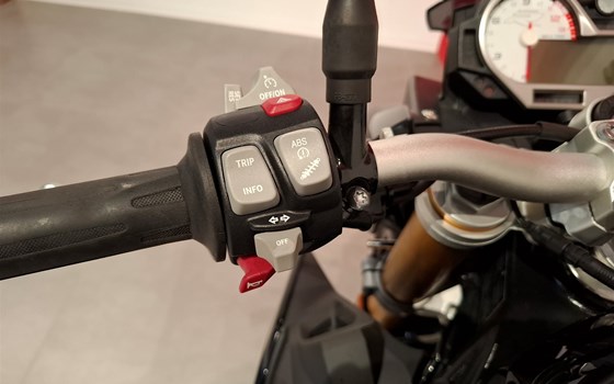 Gebrauchtmotorrad BMW S 1000 R - Bild 10