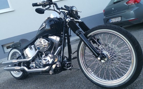 Gebrauchtmotorrad Harley-Davidson Softail Standard FXST - Bild 3