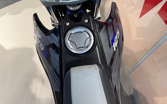 Gebrauchtmotorrad Yamaha WR 125 X - Bild 8