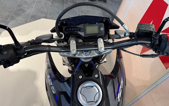 Gebrauchtmotorrad Yamaha WR 125 X - Bild 9