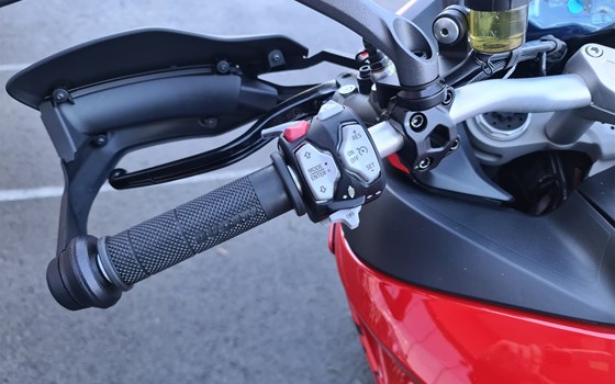 Neufahrzeug Ducati Multistrada V2 S - Bild 8