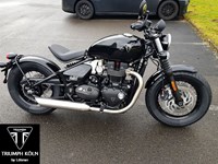 Neumotorrad Triumph Bonneville Bobber Modell 2026 mit 14 Liter Tank