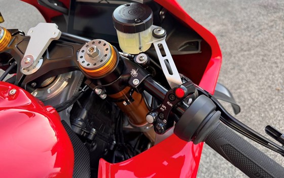 Gebrauchtmotorrad Ducati Panigale V4 - Bild 6