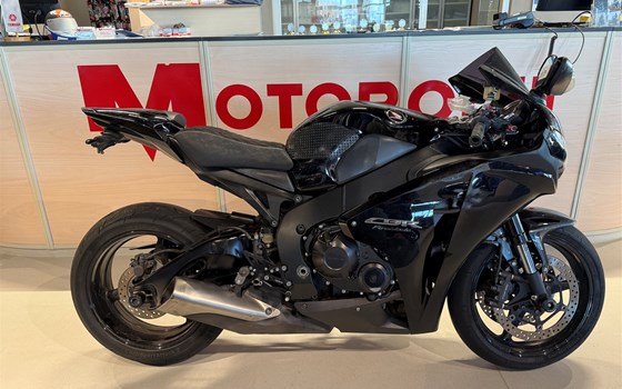 Gebrauchtmotorrad Honda CBR1000RR Fireblade - Bild 1