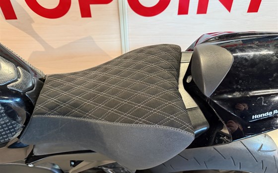 Gebrauchtmotorrad Honda CBR1000RR Fireblade - Bild 7