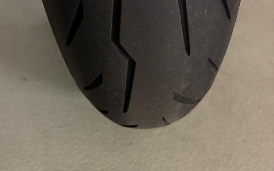 Gebrauchtmotorrad Triumph Speed Twin 1200 - Bild 2