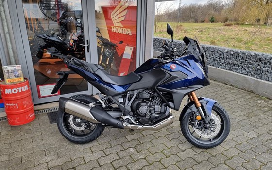 Gebrauchtmotorrad Honda NT1100 DCT Electronic Suspension - Bild 2