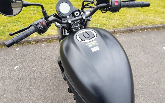 Gebrauchtmotorrad Kawasaki Eliminator 500 - Bild 9