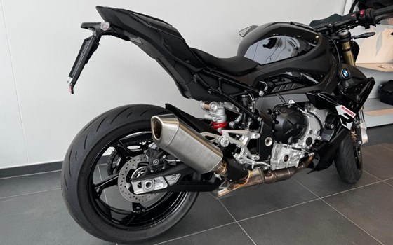Gebrauchtmotorrad BMW S 1000 R - Bild 6
