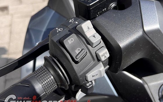 Gebrauchtmotorrad Honda Forza 350 - Bild 10