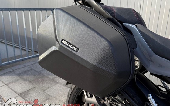 Gebrauchtmotorrad Yamaha Niken GT - Bild 12
