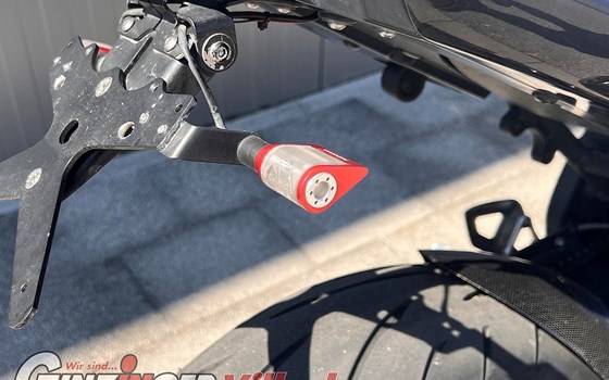 Gebrauchtmotorrad Triumph Speed Triple 1050 - Bild 6