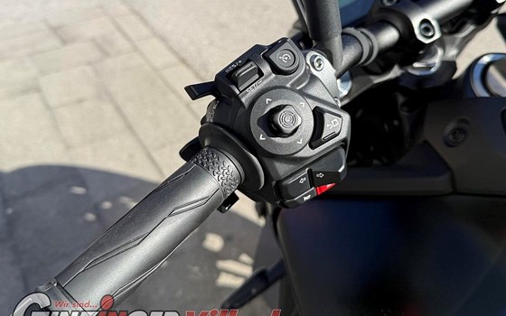 Gebrauchtmotorrad Yamaha MT-09 Y-AMT - Bild 10