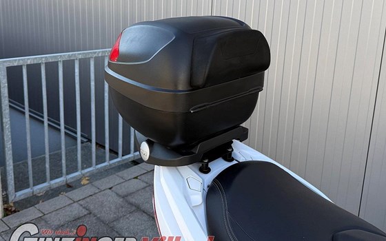 Gebrauchtmotorrad Suzuki Burgman 400 - Bild 6