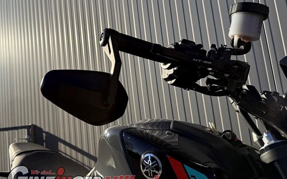 Gebrauchtmotorrad Yamaha MT-09 - Bild 9