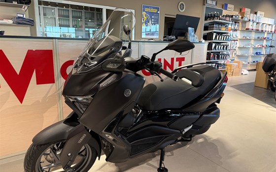 Gebrauchtmotorrad Yamaha XMAX 300 Tech MAX+ - Bild 9