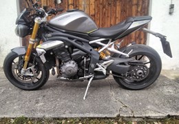 Gebrauchte Triumph Speed Triple 1200 RS