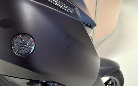 Gebrauchtmotorrad Yamaha XMAX 300 Tech MAX+ - Bild 11