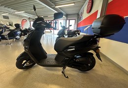 Neumotorrad Peugeot Kisbee 50 4T Active