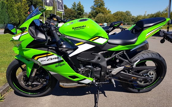 Neufahrzeug Kawasaki Ninja ZX-4RR - Bild 3