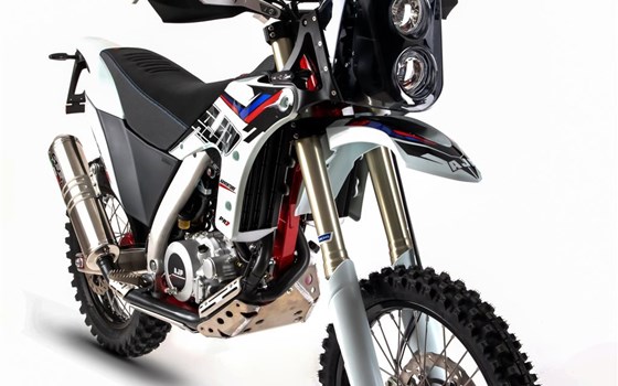 Gebrauchtmotorrad AJP PR7 650 - Bild 2