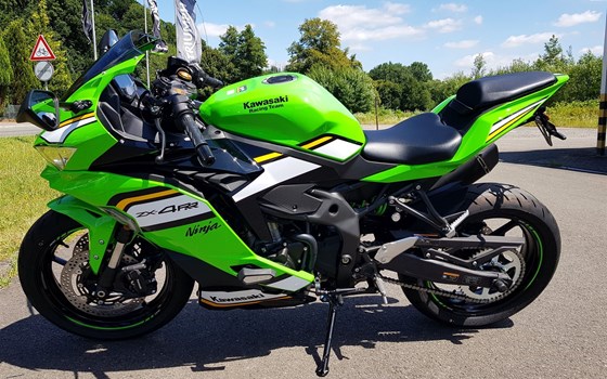 Neufahrzeug Kawasaki Ninja ZX-4RR - Bild 3