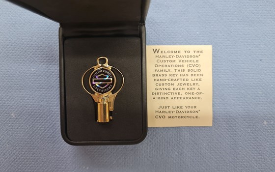 Gebrauchtmotorrad Harley-Davidson CVO Road Glide FLTRSE - Bild 4