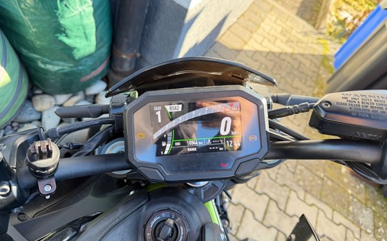 Gebrauchtmotorrad Kawasaki Z900 - Bild 6