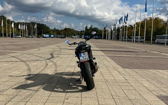 Gebrauchtmotorrad Suzuki SFV 650 Gladius - Bild 7