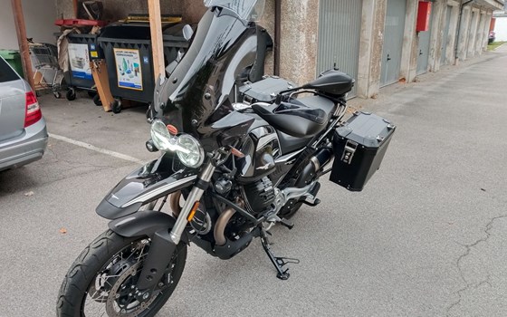 Gebrauchtmotorrad Moto Guzzi V85 TT Guardia d'Onore - Bild 1