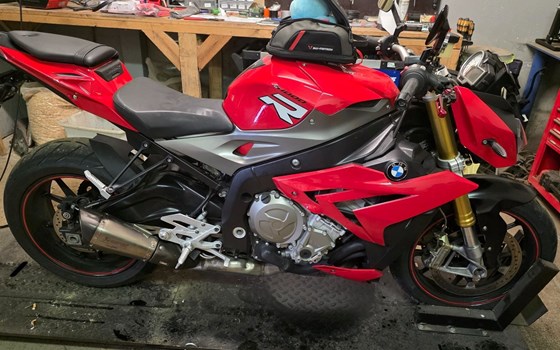 Gebrauchtmotorrad BMW S 1000 R - Bild 9