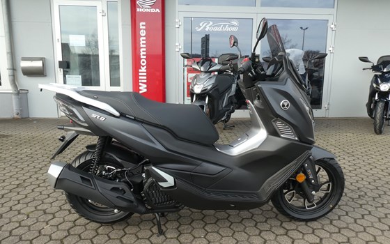 Neufahrzeug Voge SR1 125 ABS TCS - Bild 1