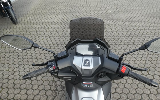Neufahrzeug Voge SR1 125 ABS TCS - Bild 10