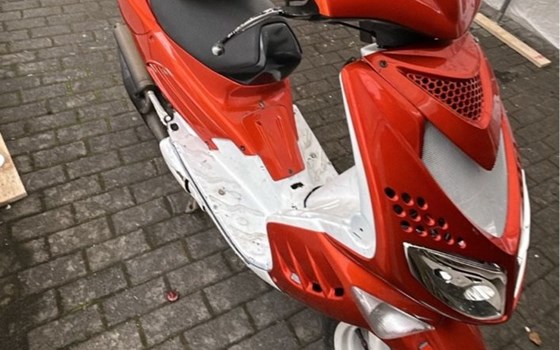 Gebrauchtmotorrad Peugeot Speedfight - Bild 3