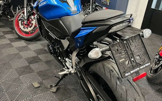 Gebrauchtmotorrad Suzuki GSX-S1000 - Bild 3