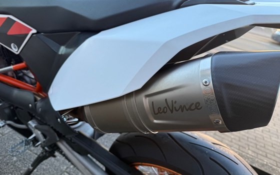 Gebrauchtmotorrad KTM 690 SMC R - Bild 4