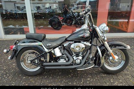 Harley-Davidson Softail Heritage Classic FLSTC