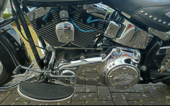 Gebrauchtmotorrad Harley-Davidson Softail Heritage Classic FLSTC - Bild 11