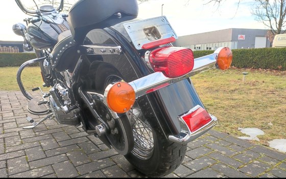 Gebrauchtmotorrad Harley-Davidson Softail Heritage Classic FLSTC - Bild 12