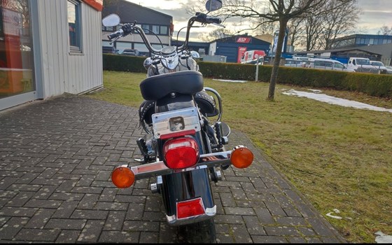 Gebrauchtmotorrad Harley-Davidson Softail Heritage Classic FLSTC - Bild 7