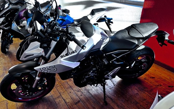 Neufahrzeug Suzuki GSX-8S - Bild 3