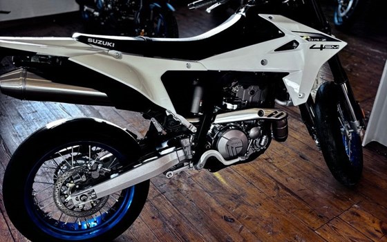 Neufahrzeug Suzuki DR-Z4SM - Bild 1