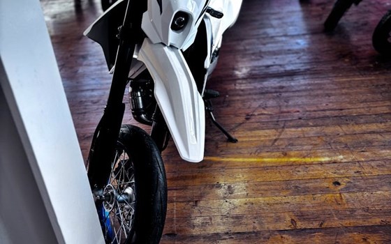 Neufahrzeug Suzuki DR-Z4SM - Bild 2