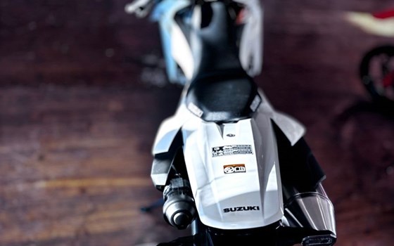 Neufahrzeug Suzuki DR-Z4SM - Bild 5