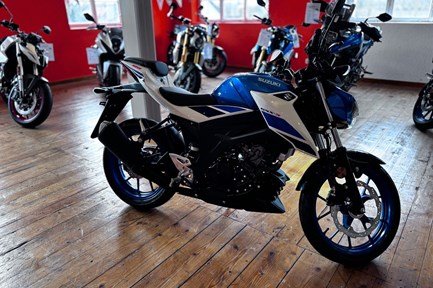 Suzuki GSX-S125