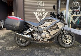 Gebrauchte Honda VFR800X Crossrunner