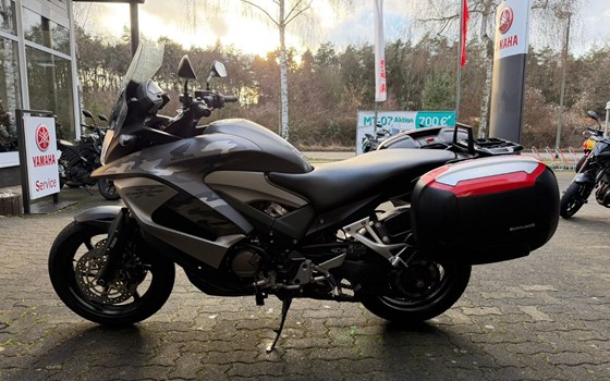 Gebrauchtmotorrad Honda VFR800X Crossrunner - Bild 6